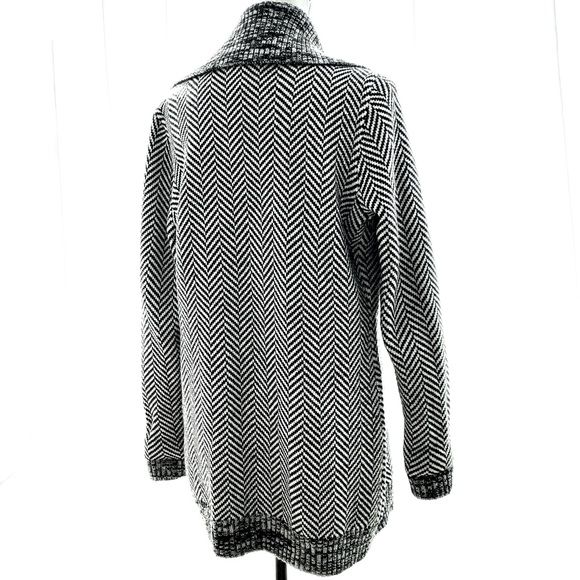 BLACK White WHBM Long Herringbone Cardigan Coat - Picture 3 of 8